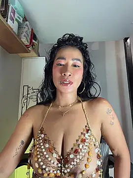 AsianMilfSheryl