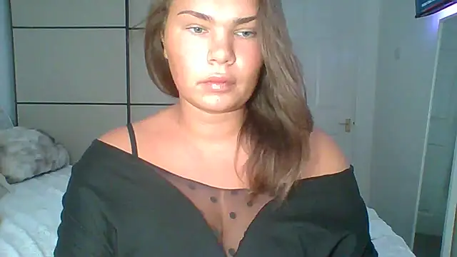 GEMMARMALADE live cam on StripChat