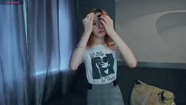 TarynPalek webcam