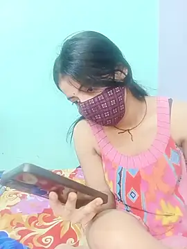 20_year_only_girl live cam on StripChat