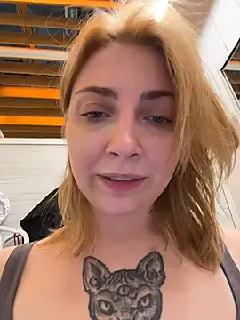 Sunny___Bunny webcam