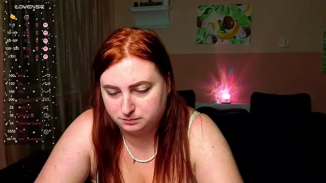 Alicia_love00 live cam on StripChat
