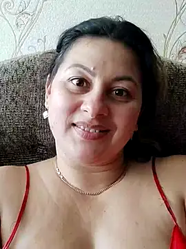Soli9999 live cam on StripChat