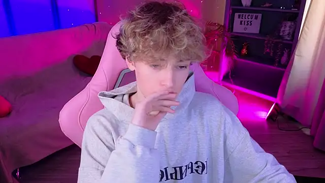 kevingarsiaa (M twink) - jerk off 3 min