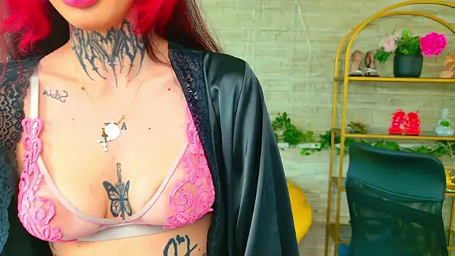 CassyFoxyy webcam