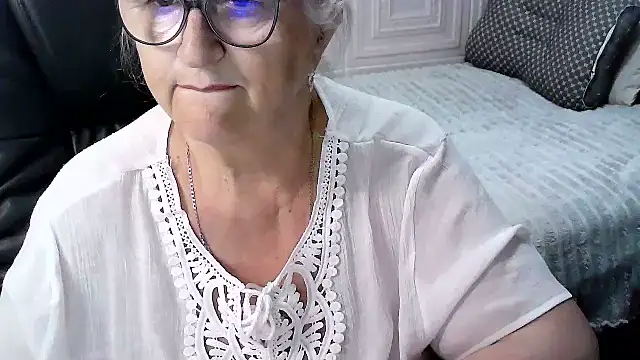 LolkaAlyss webcam