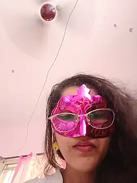 thanusi_2 webcam
