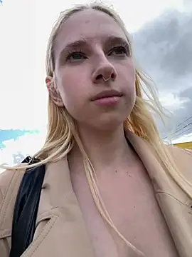 michelle_lovique webcam