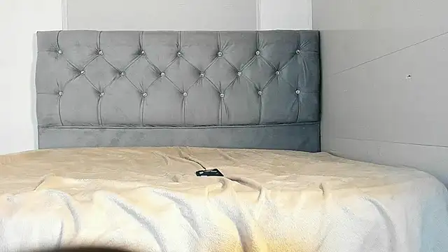 Angelasex18 webcam
