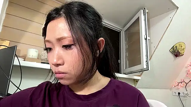 SweetMiaXO live webcam show