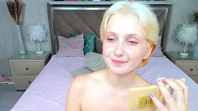 MiaKarlos live webcam show