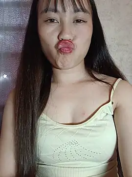 cherry-squirtt - Cherry-squirtt's free webcam - UK Sex Cams