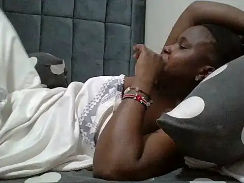yummyychocolate_ webcam