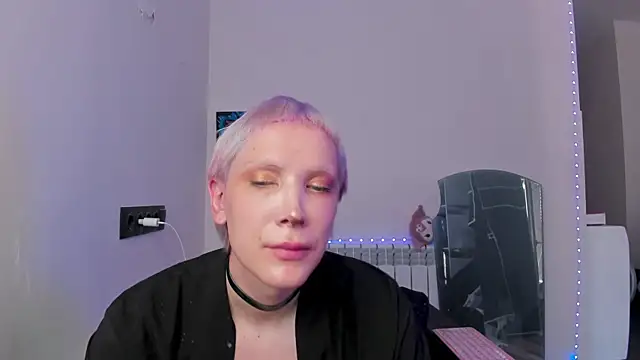 Модель: Lyricca