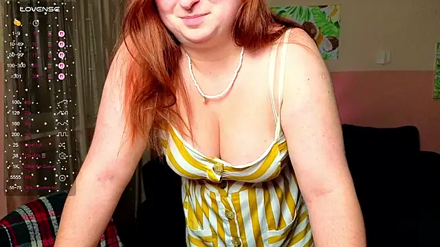 Alicia_love00 live cam on StripChat