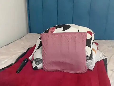Tasha_xxx live cam on StripChat