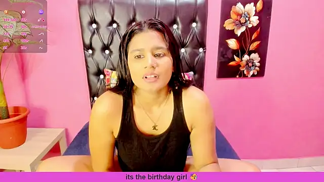 indianflame - INDIANFLAME's free webcam - UK Sex Cams
