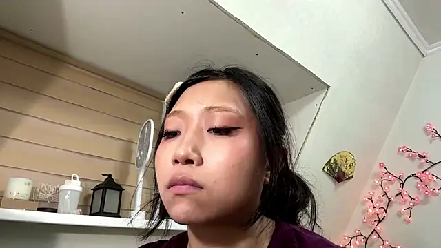 SweetMiaXO webcam