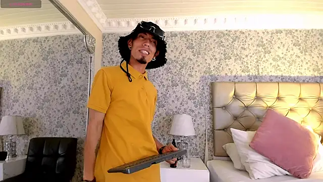 noaahtylor (M young) - masturbate until my milk comes out