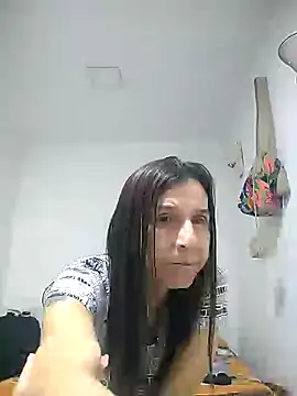 Cameron_puppy webcam