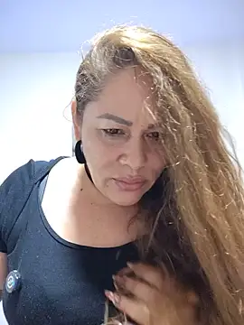 SluttyMilf79
