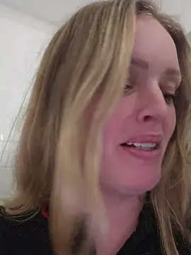 Bridgette03 live webcam show