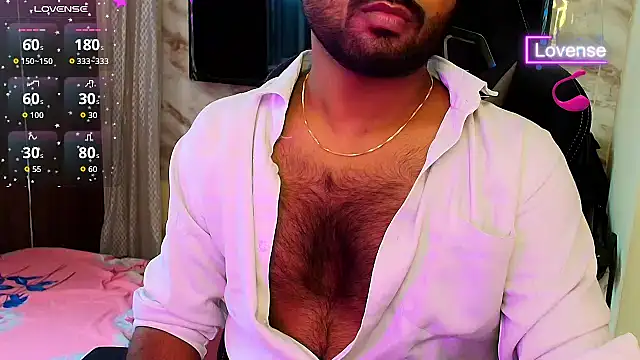 SilverShade3 live cam on StripChat
