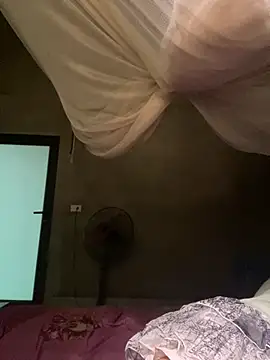 Uyen-nhu webcam