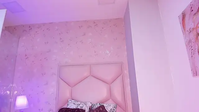 Lia_Saint webcam