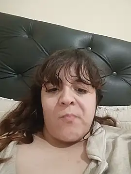 Bombon_ok live cam on StripChat