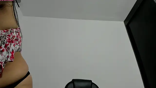 miss_eylens webcam
