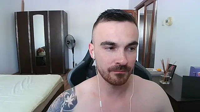 mu5clemania2 - Mu5clemania2's free webcam - UK Sex Cams