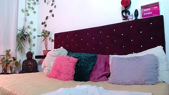 Saraanova1 webcam