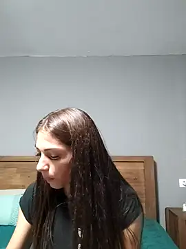 AntoniaHottie live cam on StripChat