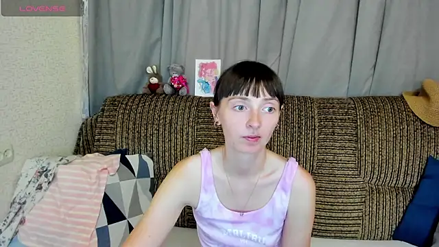 TayanaJons webcam