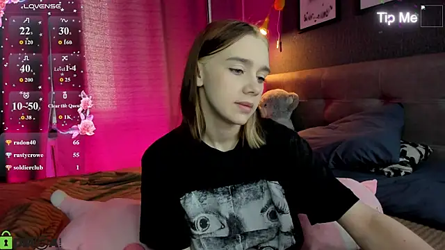 Lesi_Moonie01