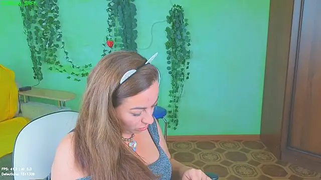 Zoe_Zephyr webcam