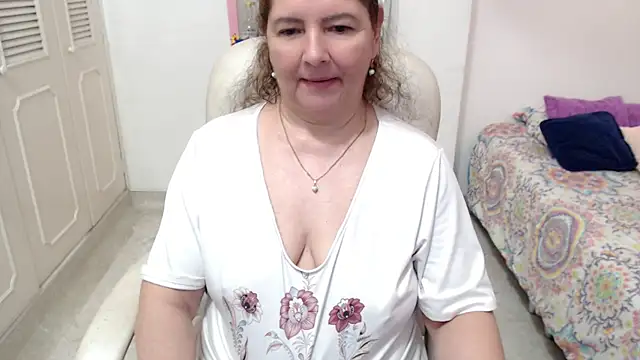 leonela_69 live sex cam