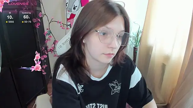 AudreyyKim live cam on StripChat