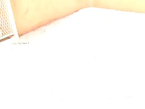 MidnightSparkles webcam