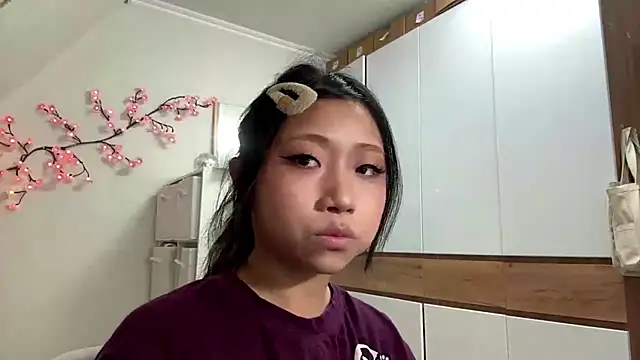 SweetMiaXO webcam