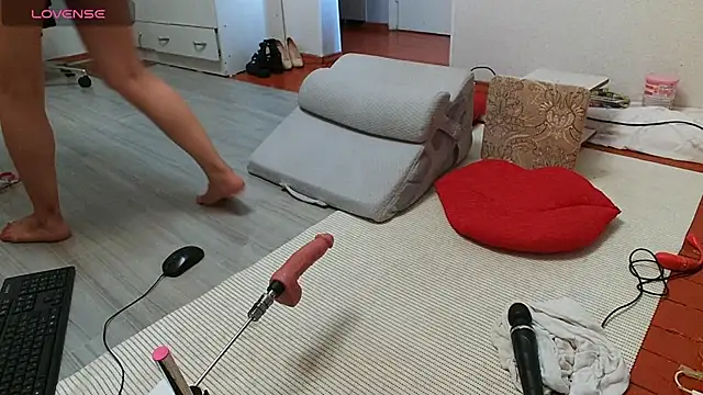 MissValday live webcam show