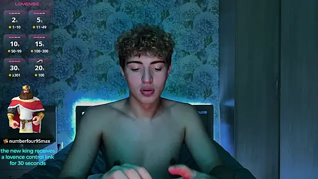 AlfredSweet live sex cam