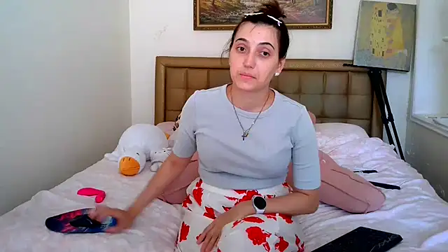 Iren live cam on StripChat