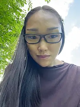 trytomakememoam webcam
