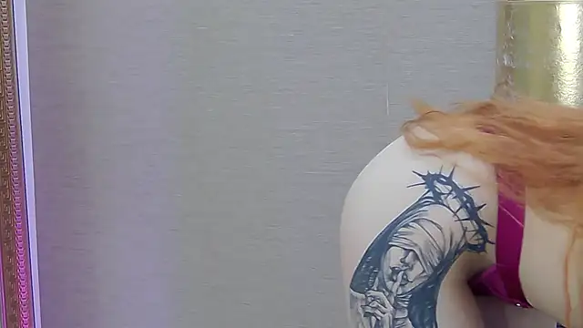 FoxyJoy live cam on StripChat