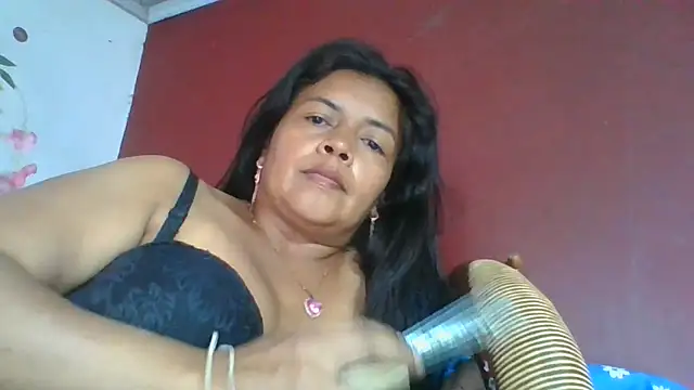 DianaOchoa_ live cam on StripChat