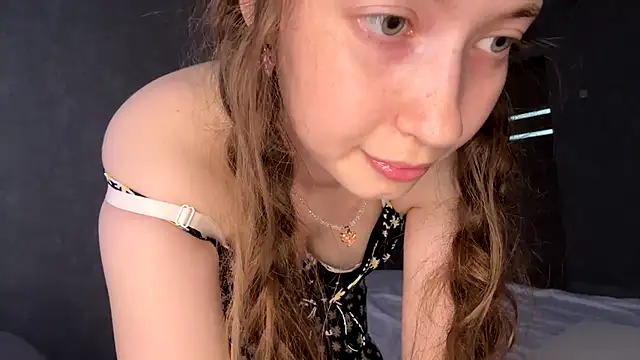 Emily_Mur_ live cam on StripChat