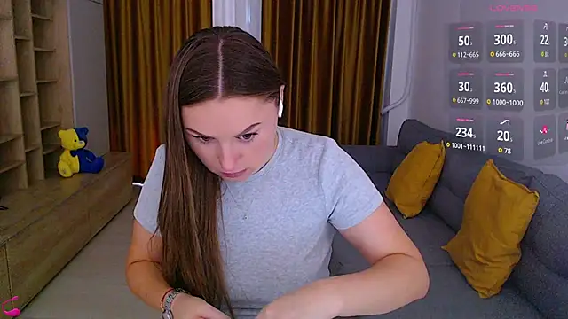 mia_bloomy live cam on StripChat