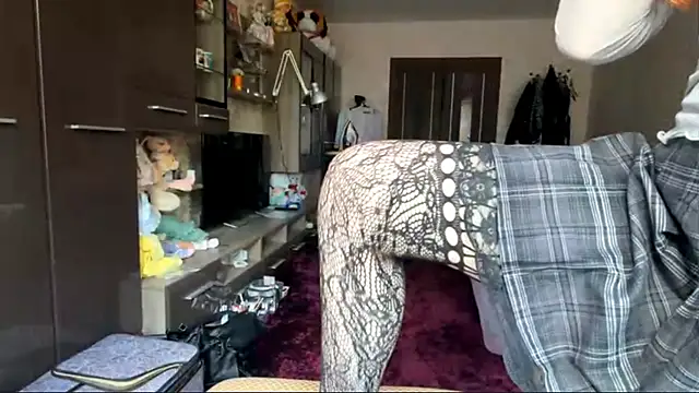 BuzzingRaid live cam on StripChat